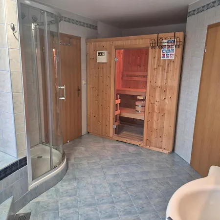 Bella Hisa Lägenhet Sromlje